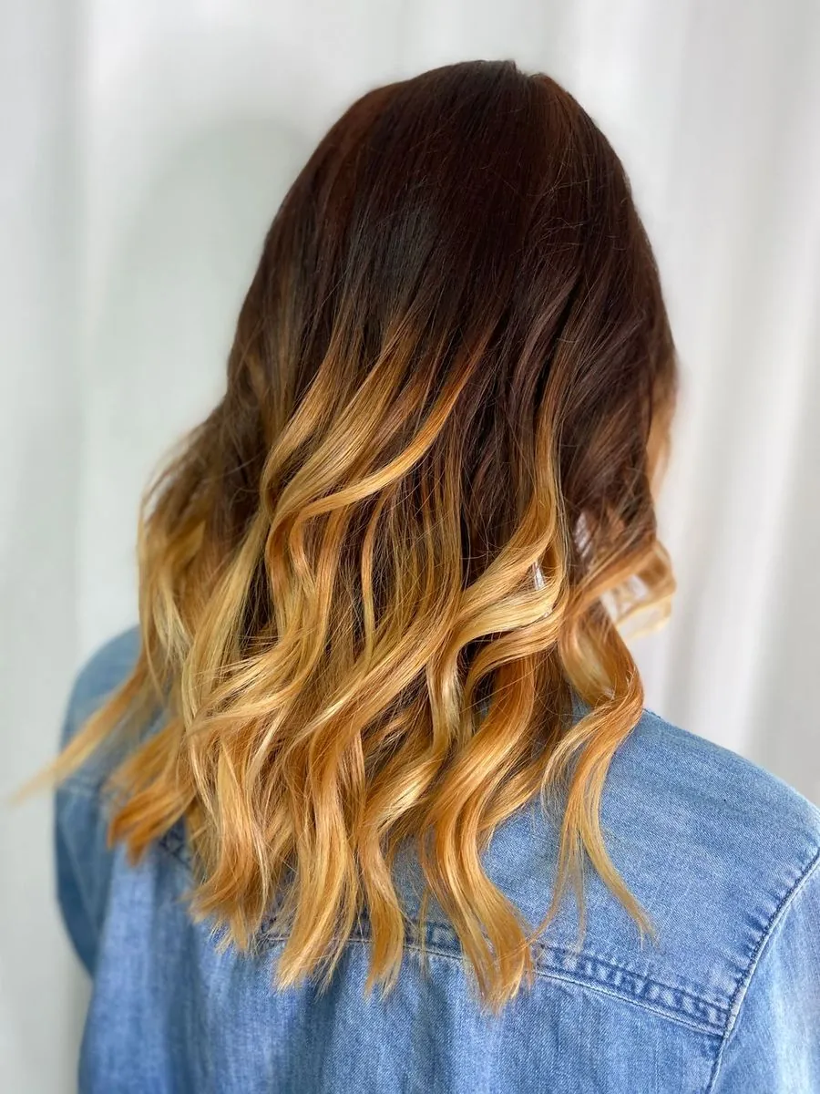 Balayage i varme toner